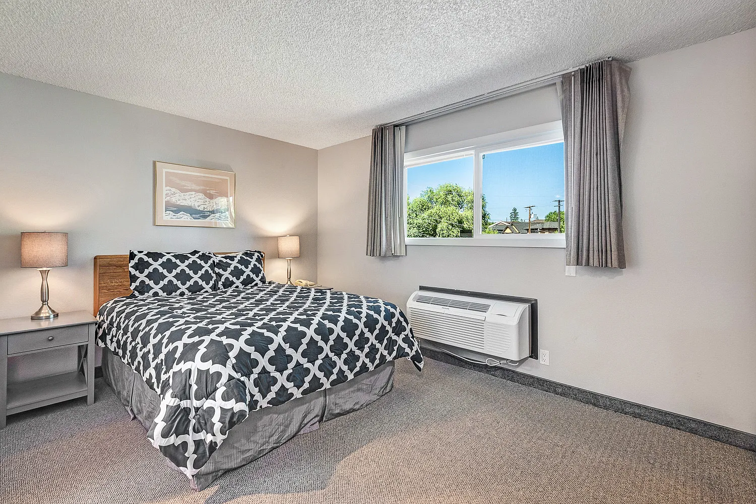 1 bed, $2,200 — Photo 3