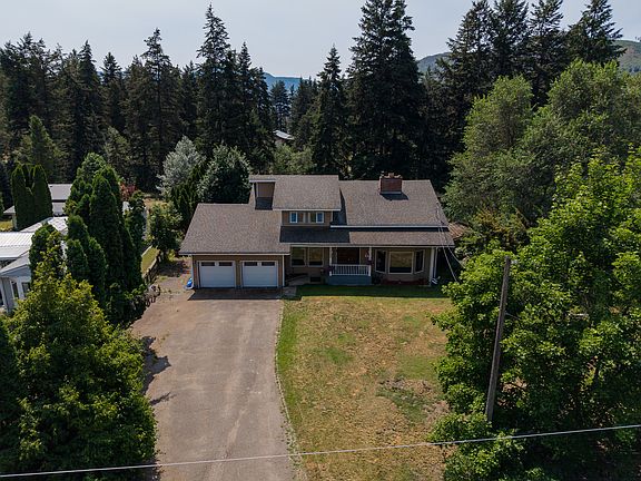 2nd image of 4289 Dunsmuir Rd