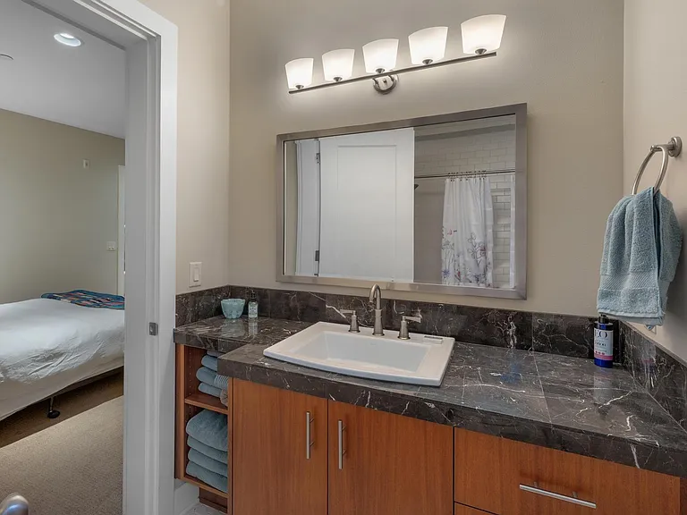 2414 SW Cedar St — Photo 19