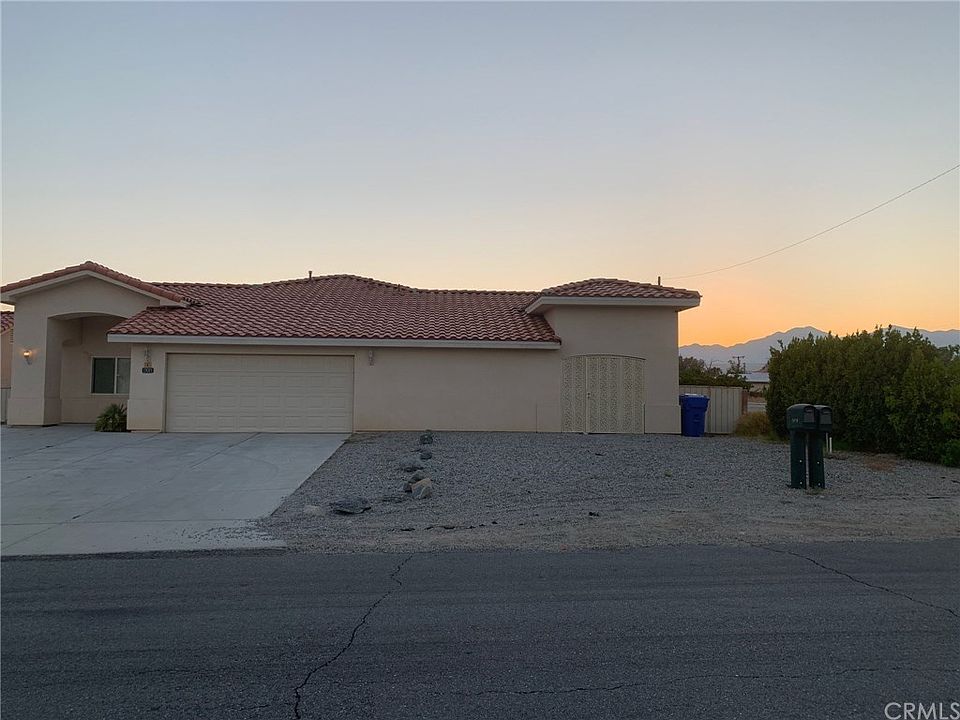 1st image of 13019 Caliente Dr #A-b