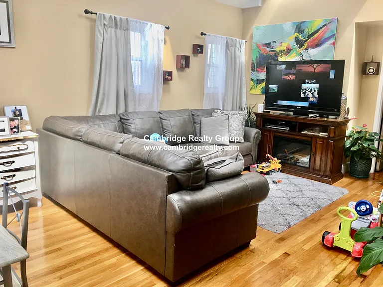 90 Summer St #2 — Photo 3