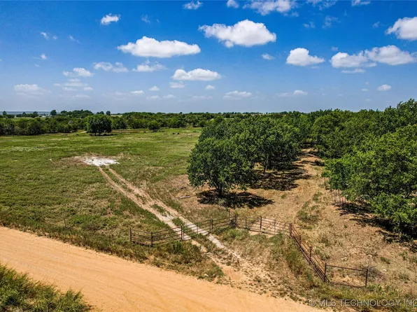 1 Highway 62, Morris, OK 74445