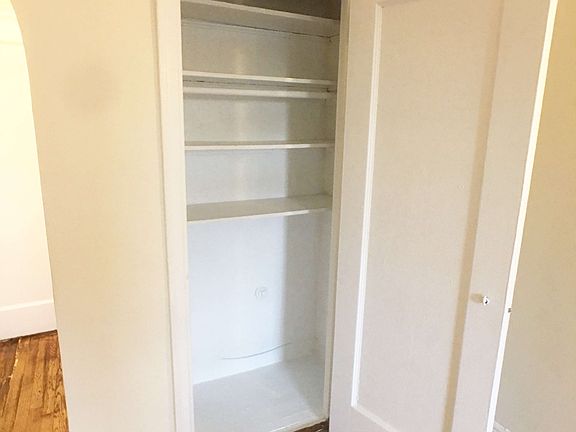 2nd image of 11 Waverly Pl APT 10D