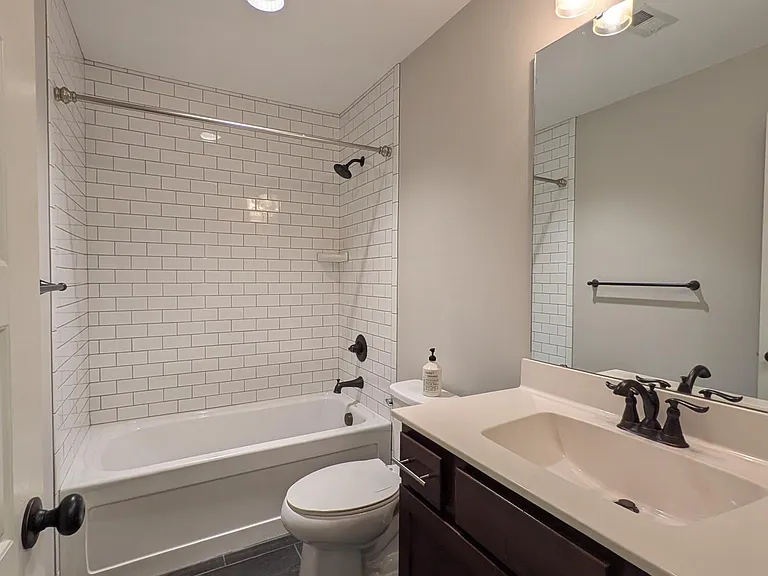 129 Pinebranch Ct — Photo 14