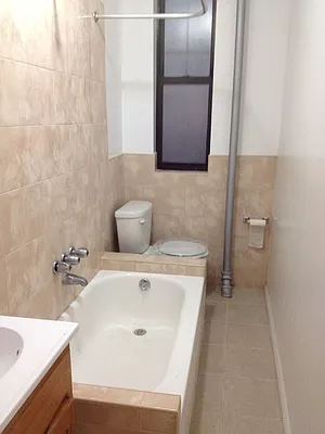 Rented by Abba Realty Associates INC | media 25