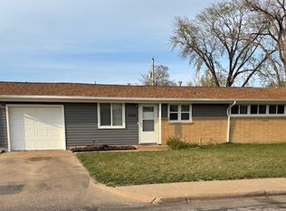 1420 Brittany Ave, Salina, KS 67401