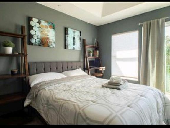 3rd image of 547 Vincinda Crest Way