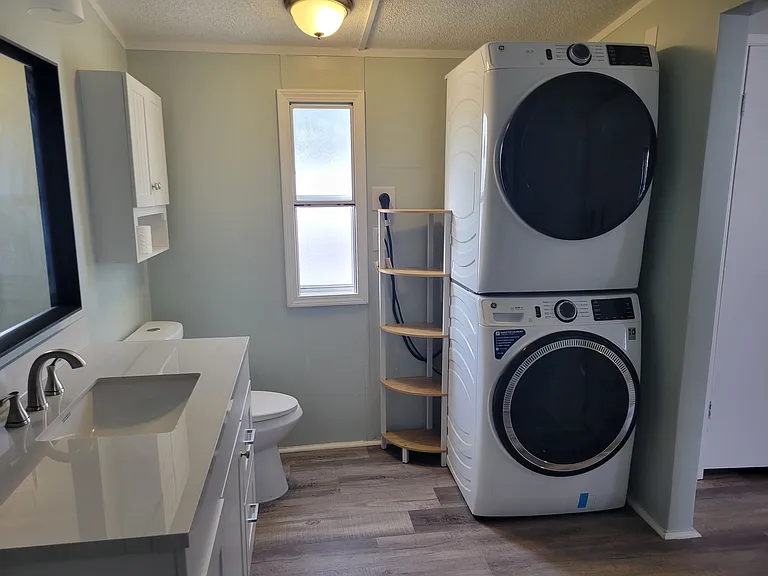 1107 Lissie Ln — Photo 14