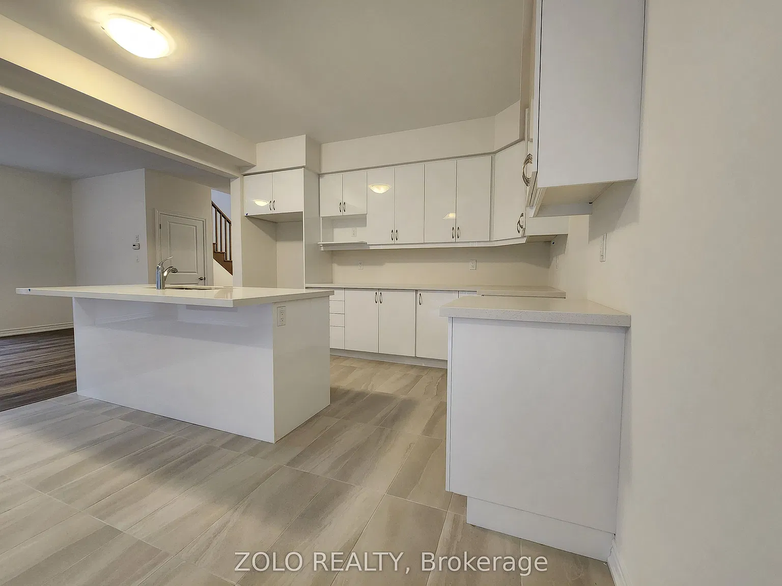5 bed, $3,200 — Photo 3