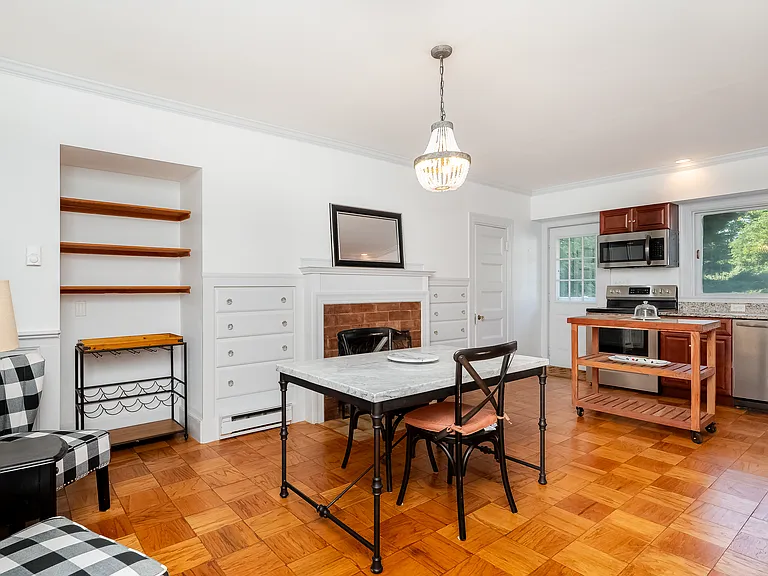 19 Norwood Farms Rd #2R — Photo 8