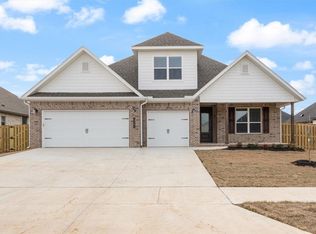 1341 Cullinan St, Centerton, AR 72719