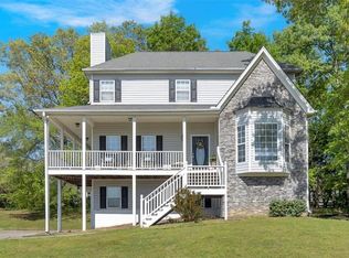 27 Friendship Rd, Euharlee, GA 30145