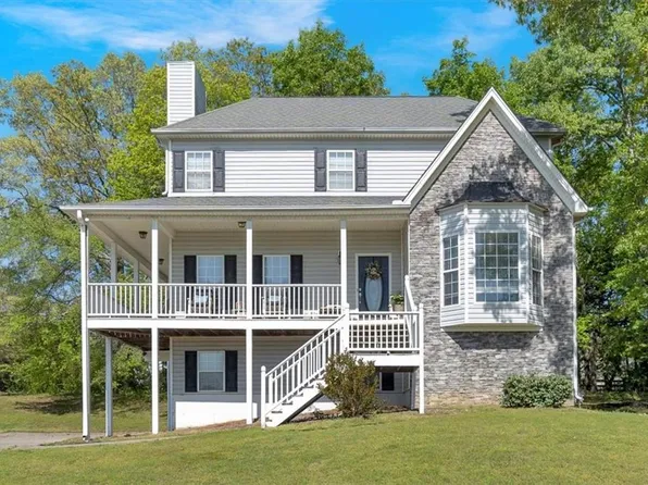 27 Friendship Rd, Euharlee, GA 30145