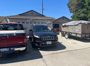 1351 E B St, Los Banos, CA 93635