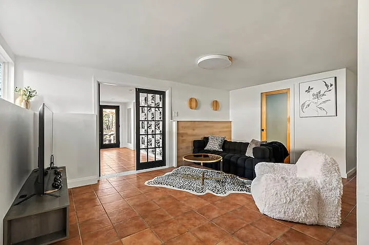 3811 Wilson St — Photo 38
