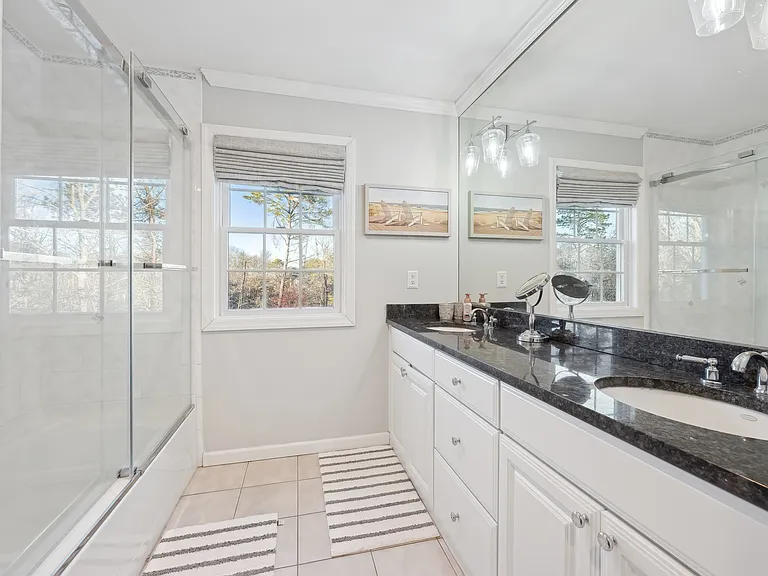 47 Bathing Beach Rd — Photo 16