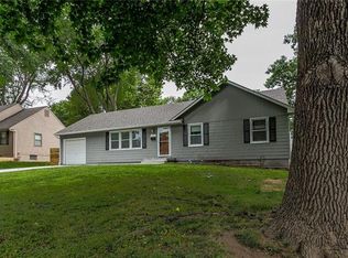 7616 W 88th St, Overland Park, KS 66212
