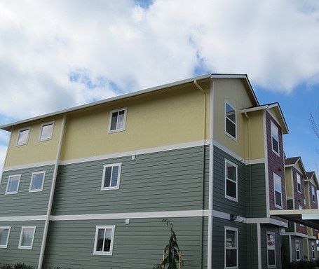 1st image of 1307 SE 9th Dr APT 108