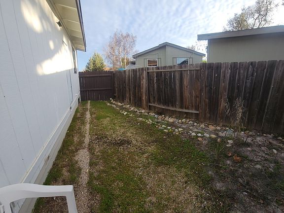 3rd image of 10523 Cuesta Ct