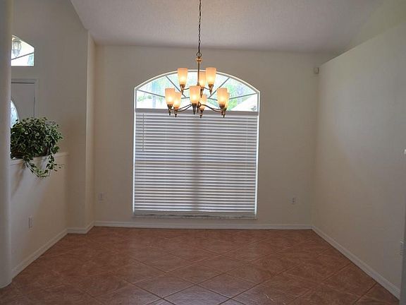 5th image of 13533 Woodward Dr