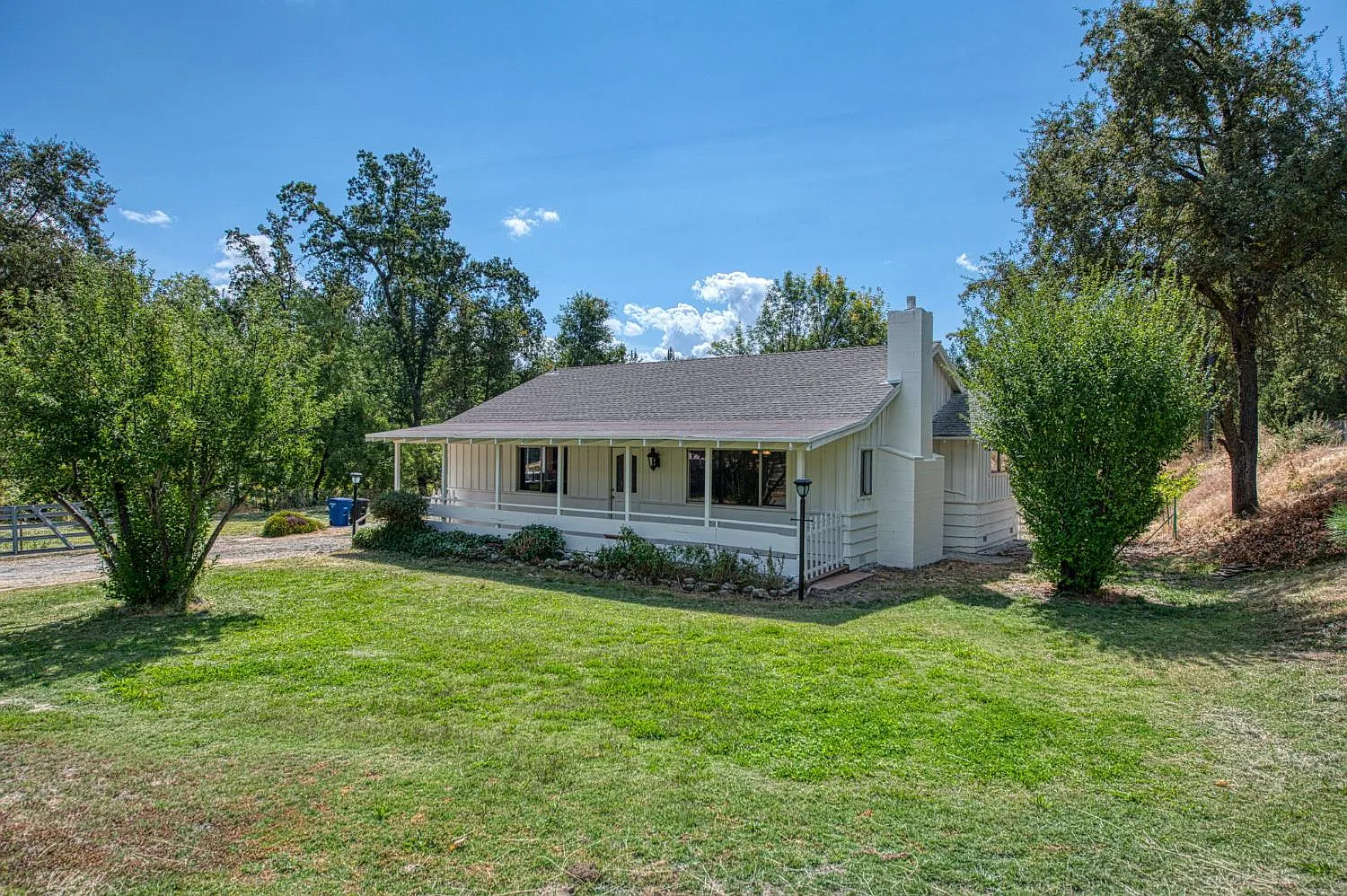 33023 Willow Creek Dr photo 1