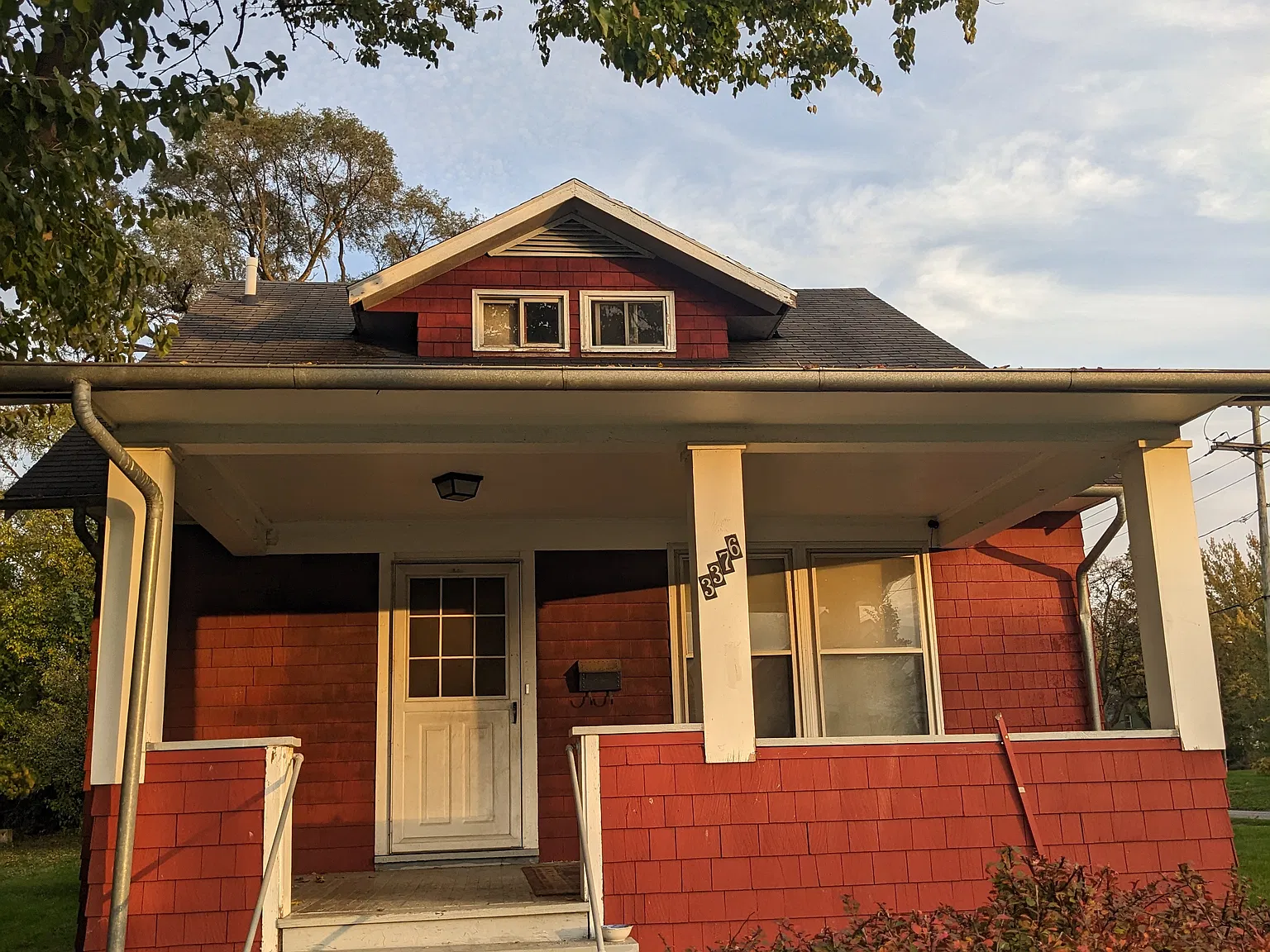 3376 Glenwood Ave — Photo 4