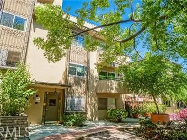 6720 Hillpark Dr APT 204, Los Angeles, CA 90068