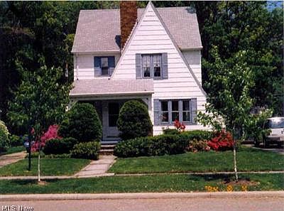 1st image of 186 Stanford Dr