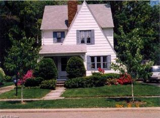 186 Stanford Dr, Berea, OH 44017