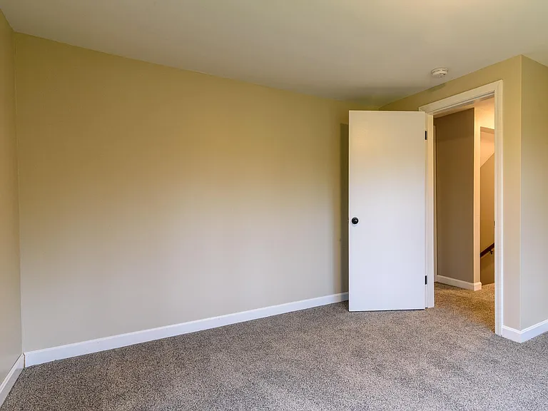 19 Stagecoach Rd — Photo 11