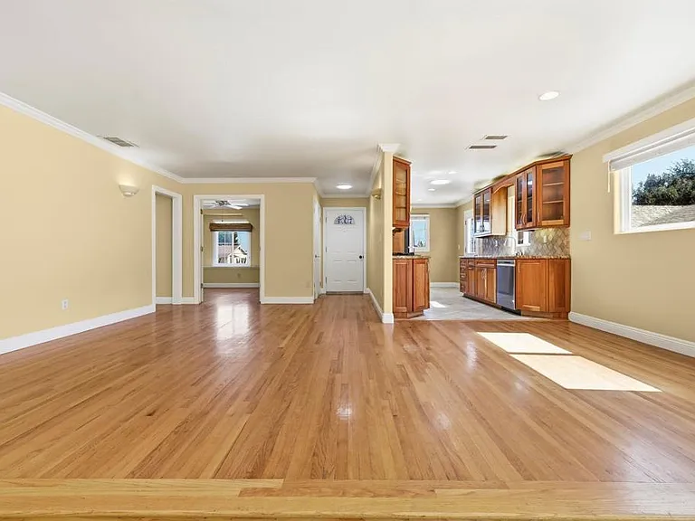 1677 Sandos St — Photo 16