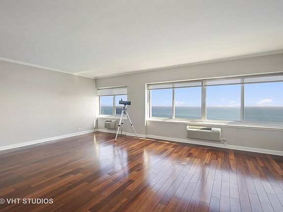 4th image of 1440 N Lake Shore Dr