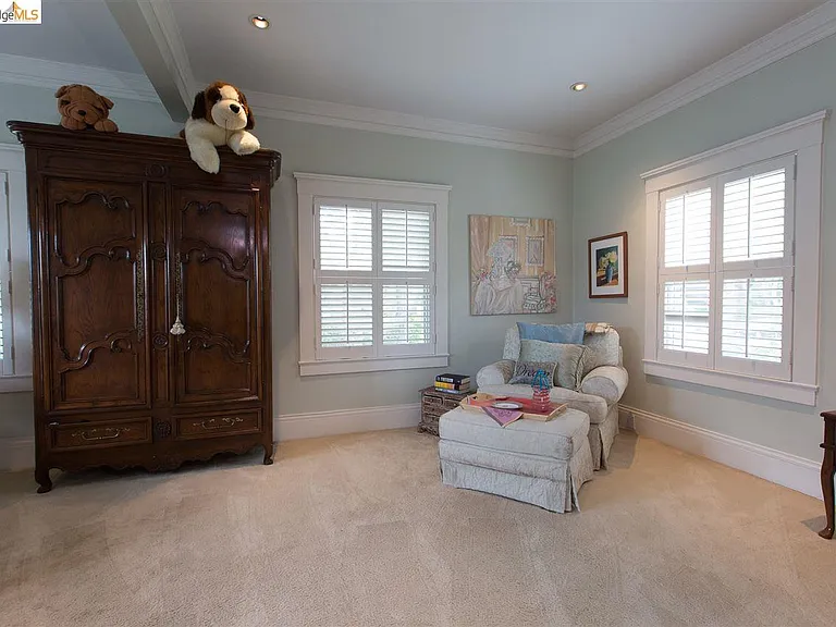 16 Craig Ave — Photo 15