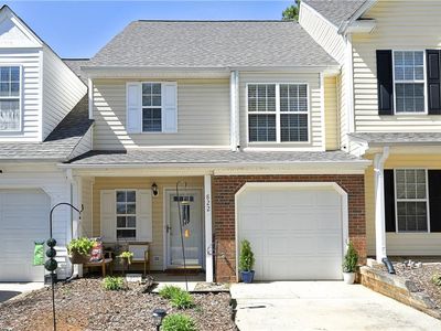 822 Creek Crossing Trl, Whitsett, NC, 27377