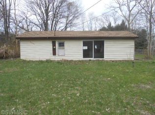 84280 1st St, Hartford, MI 49057