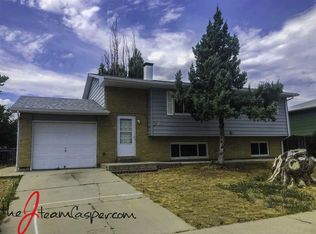 24 Petunia St, Casper, WY 82604