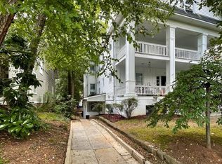 122 Hillcrest Rd APT 6, Raleigh, NC 27605