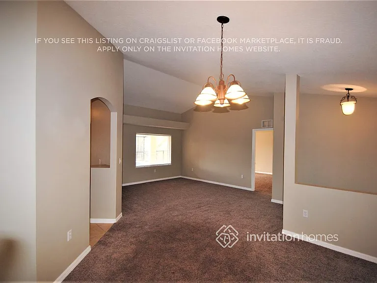 450 Calabria Ave SE — Photo 4