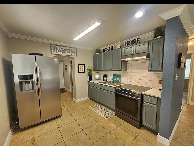 3409 Sloan Rd — Photo 3