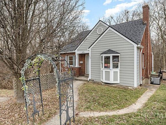 2nd image of 3096 Worthington Ave