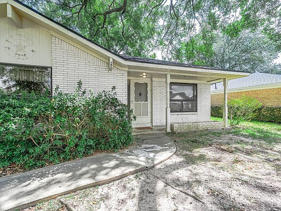 3rd image of 2308 Florence Ave