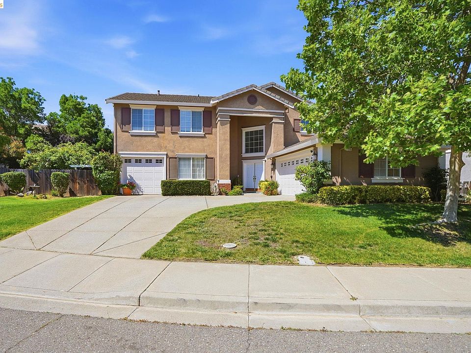 1st image of 1315 Oak Crest Way