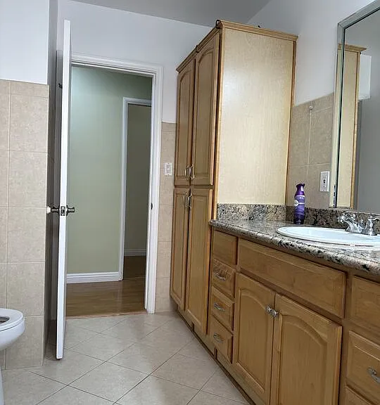 14552 Runnymede St — Photo 11
