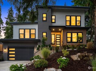 10606 NE 109th St, Kirkland, WA