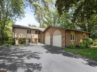 8 E Louis Ave, Lake Forest, IL 60045