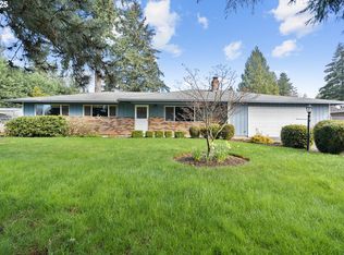 16425 S Henrici Rd, Oregon City, OR 97045