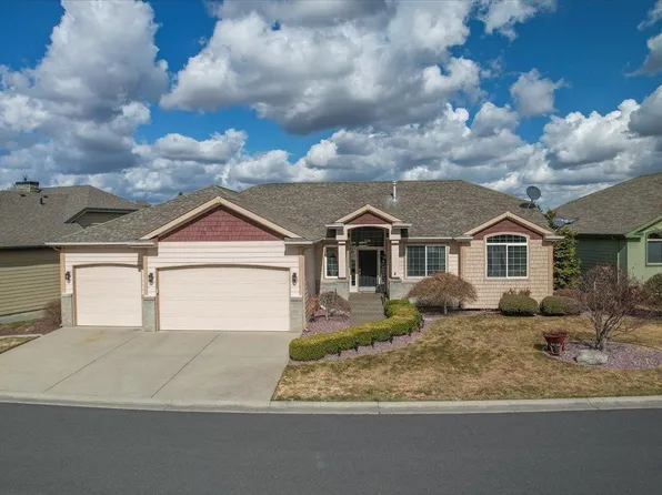 817 S Shelley Lake Ln, Veradale, WA 99037