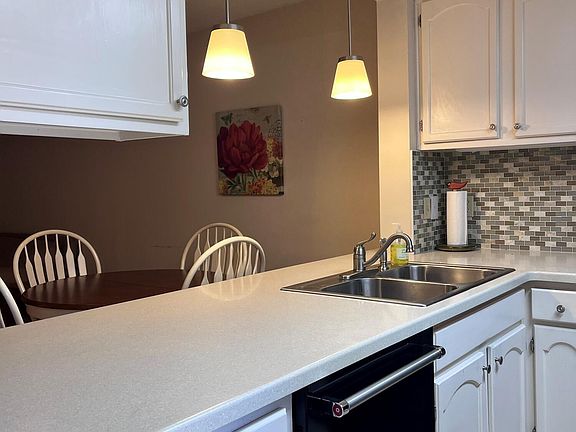 5th image of 3701 Saint Johns Court Unit A