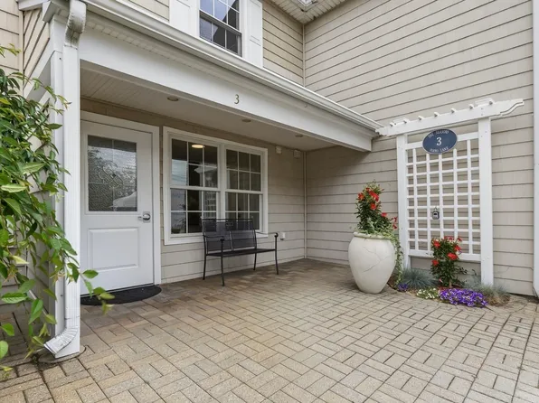 3 Pirmi Ln #4, Gloucester, MA 01930