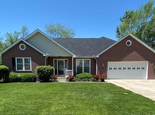 104 N Homer Ln, Wolcott, IN